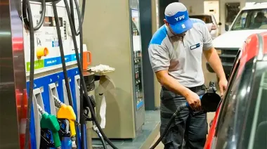 Alerta automovilistas: la suba en el impuesto a los combustibles impacta en el surtidor