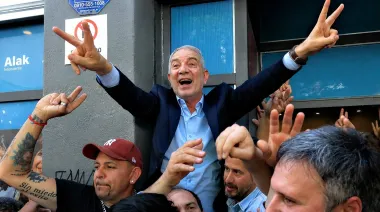 ¿Alak gobernador de PBA? Un aliado de Kicillof puso fichas al intendente de La Plata