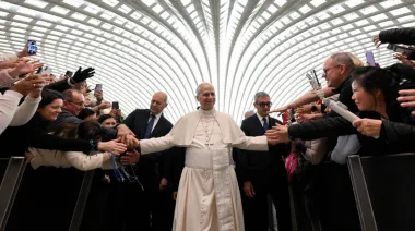 León XIV marca un límite y expulsa a un histórico grupo que desafió al Vaticano
