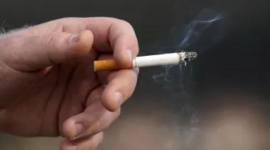 Las 10 nuevas advertencias que deberán estar en los paquetes de cigarrillos