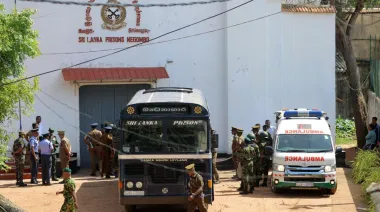 Motín en una cárcel de Sri Lanka dejó 26 muertos y expuso una grave crisis