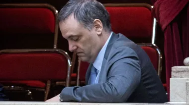 Custodia por un año para Adorni: el blindaje oficial que evita más riesgos