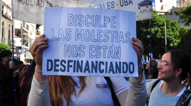 Dura advertencia al Gobierno: científicos denuncian un éxodo de investigadores