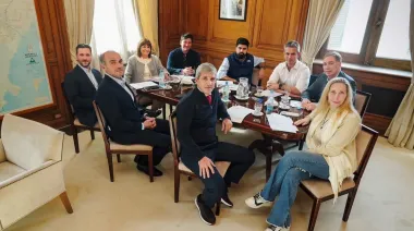 Debutó Santilli en la mesa política del Gobierno: mala noticia y plan B activado