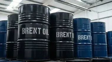 Brent arriba de USD 80: qué puede cambiar en energía, tasas y consumo