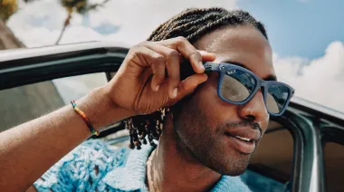 Meta y Ray-Ban Meta actualizan sus gafas: la cámara se apaga si el LED se bloquea