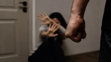 Una adolescente salvó a su mamá: la reacción que evitó un femicidio