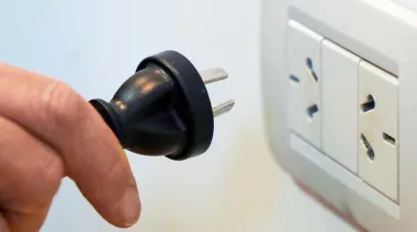 Milei extendió la emergencia energética al 2027: cómo pega en las tarifas