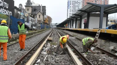 Aprovecharon el fin de semana largo para avanzar con obras en las líneas Mitre y Sarmiento