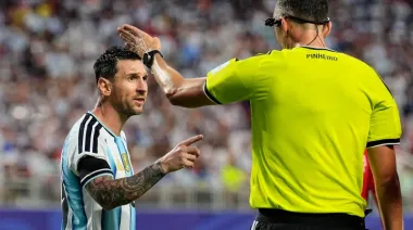 Qué le dijo Lionel Messi al árbitro João Pinheiro en el partido contra Suiza