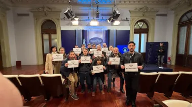 Crecen las quejas de periodistas por las restricciones para trabajar en la Casa Rosada