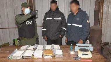 Llevaba en la moto un millonario cargamento de cocaína: cómo estaba oculta la droga