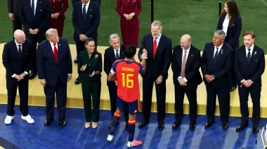 La escena que Sánchez buscaba en la final y terminó quedándose Felipe VI