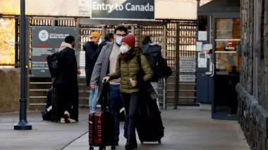 Canadá veta a extranjeros que hayan estado en Congo por el brote de ébola