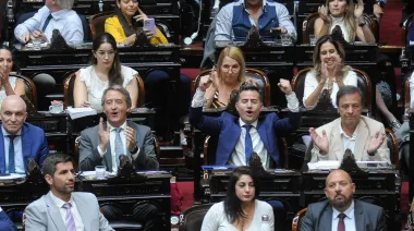 LLA dona el aumento: la señal política detrás de las dietas de casi $12 millones