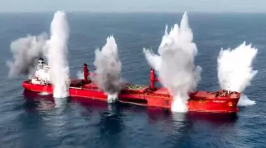 Trump ordenó nuevos bombardeos sobre Irán por ataques hutíes en el mar Rojo