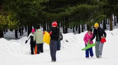El Parque Recreativo El Llano reabre este jueves con un paisaje cubierto de nieve