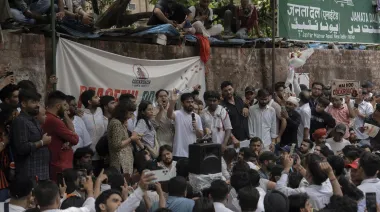 Narendra Modi cedió: Dharmendra Pradhan renunció tras el reclamo de estudiantes en India
