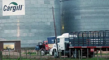 Feroz pelea gremial en una planta de Cargill tiene en vilo a un pueblo bonaerense