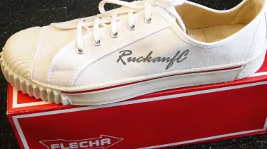 Defensor de Milei: las 800.000 zapatillas de Ruckauf que recordó Ferraro