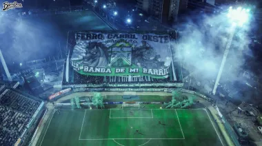 Ferro Carril Oeste celebra 122 años con una deuda pendiente: volver a Primera