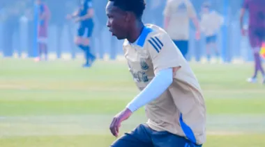 Kiki Ramos, el juvenil de Vélez nacido en Haití que debutó en la Sub 17