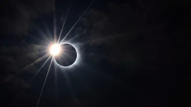 Eclipse solar total del 12 de agosto: la NASA confirmó desde dónde podrá verse en vivo