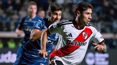 Coudet hace autocrítica pero River profundiza su crisis tras perder con Gimnasia