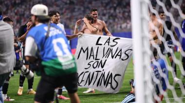 Argentina goleó a Inglaterra con Malvinas en redes: por qué Milei salió perdiendo
