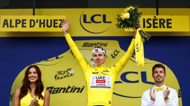 Tour de France: Pogačar logra su quinto título y queda a uno de ser el mejor de la historia