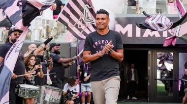 Casemiro fue presentado en Inter Miami y se rindió ante Messi: "Es el dios del fútbol"