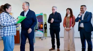 Qué habilita la escritura entregada a 21 familias y por qué puede aliviar gastos
