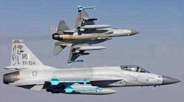 Kuwait amplía su alianza con Pakistán para sumar drones, cazas y misiles