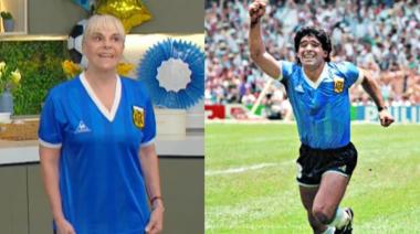 Claudia Villafañe mostró la camiseta de Maradona y emocionó a Jimena Monteverde