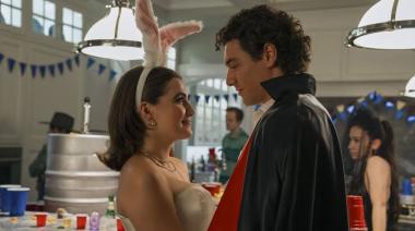 ¿Off Campus le paga menos a sus actrices? Habló la creadora de la serie de Prime Video