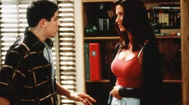 La postura de Shannon Elizabeth reabre el debate sobre el humor de American Pie