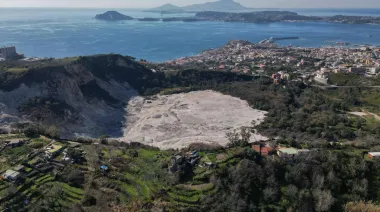 Italia: el sismo en los Campos Flégreos reavivó el temor a una erupción