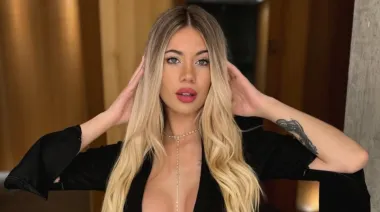 Quién es Candela Arizaga, la novia de Facundo Moyano que corre semi desnuda en plena calle
