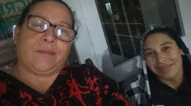 Acampó 48 horas en IOMA, explotó con su olla y cuenta su drama: "Desarmada"