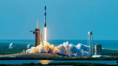 SpaceX acapara lanzamientos: sus rivales se quedan sin lugar en el espacio