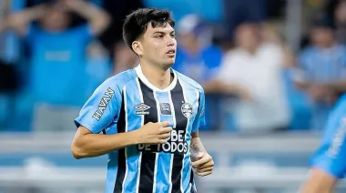 Quién es Leonel Pérez, el volante que Racing quiere para reemplazar a Santiago Sosa