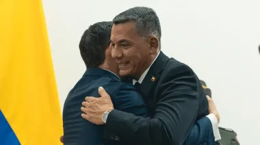 De la Espriella abre su gobierno con Mora en Defensa y eje de seguridad