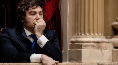 Milei bajo presión: 58% lo desaprueba y crece el reclamo por un cambio