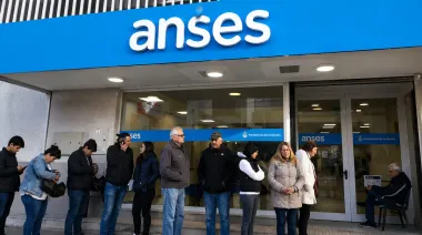 ANSES hoy: quién cobra jubilación, AUH y asignaciones este miércoles 12 de agosto