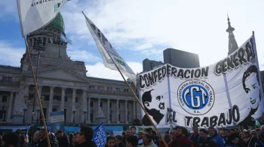 5,3 millones de personas en rojo: el impacto real del reclamo de la CGT