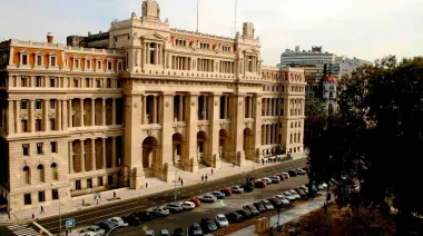 Jueces que cumplen 75: el Gobierno les simplificó el trámite para seguir