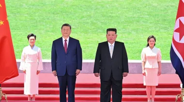 Xi refuerza la alianza con Corea del Norte sin avalar su estatus nuclear