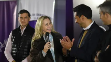 Karina Milei respondió por el dólar y volvió a poner al superávit como bandera