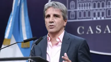 Créditos en dólares: Caputo espera sumar hasta USD 10.000 millones con la nueva medida