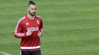 Marcelo Larrondo vuelve a jugar y revoluciona el Torneo Regional Amateur